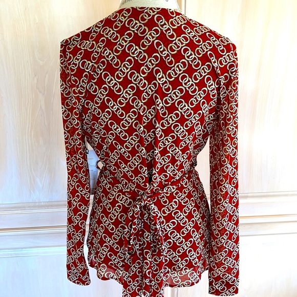 Cabi F20 Ringleader Wrap Top # 3951 NWT - Picture 4 of 8